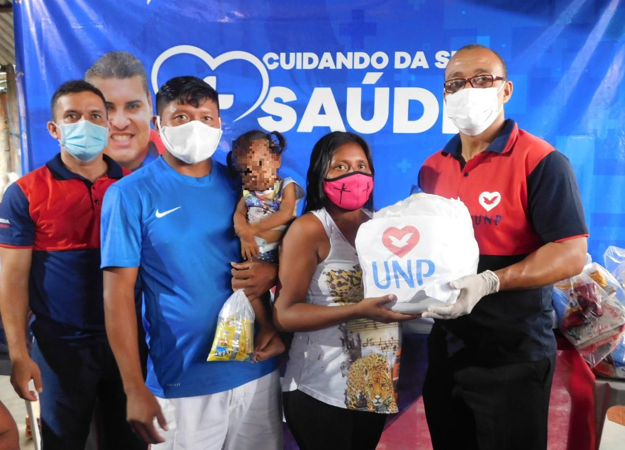 Imagem de capa - Índios do Pará recebem assistência social dos voluntários da UNP
