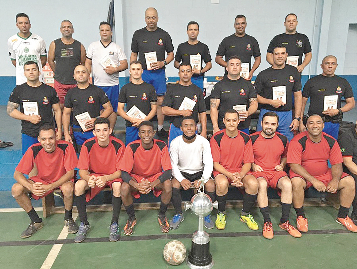 Imagem de capa - Pela primeira vez, policiais participaram de evento esportivo na zona leste de São Paulo