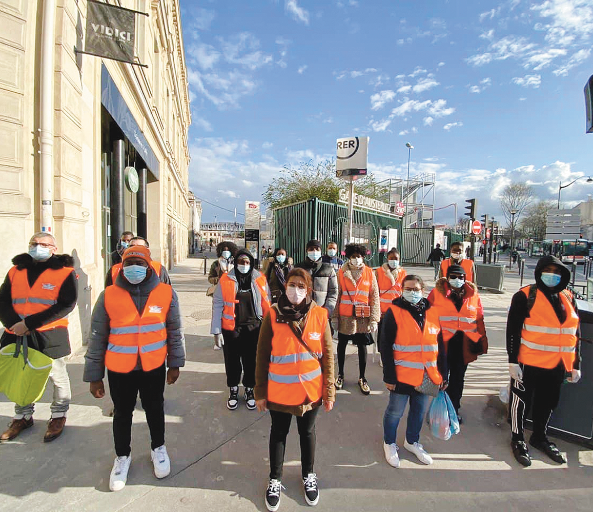 Há mais de um ano, a pandemia do novo coronavírus deixou um rastro de destruição no mundo inteiro. Além das mortes, há também a crise financeira, psicológica e, principalmente, na saúde.