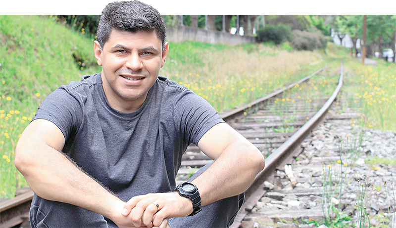 O médico perguntou se ele tinha seguro de vida