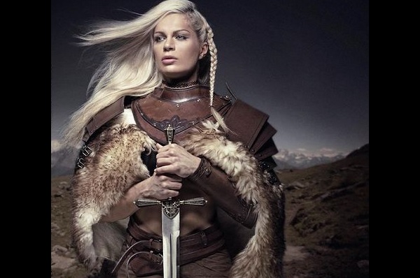 mulher como uma arma