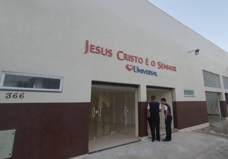 Imagem de capa - Novo templo da Universal no bairro de Cordovil, no Rio de Janeiro