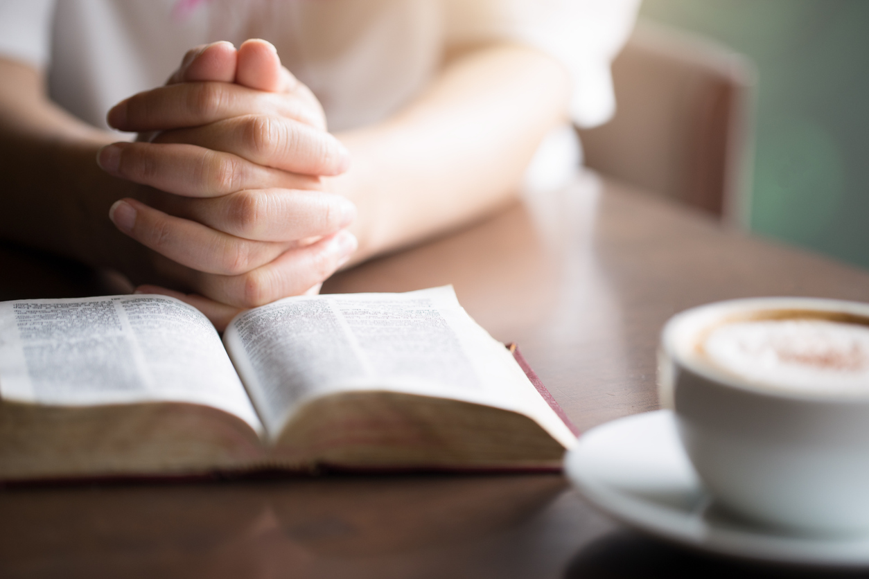 women reading ,women reading bible