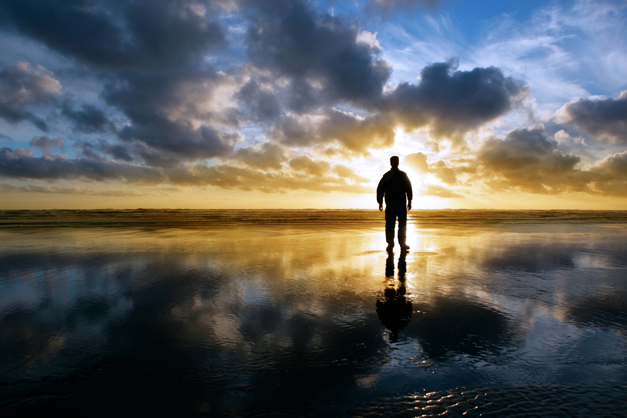 XXL solitude beach silhouette