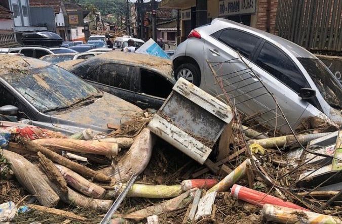 postTragédia em Petrópolis: veja o que a Universal está fazendo para ajudar a população localna categoriaAção Social