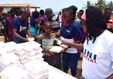 Unisocial presta assistência à comunidade carente na Libéria