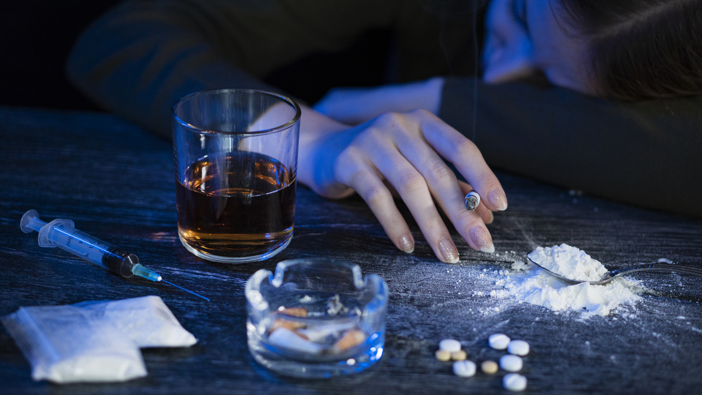 Vício em álcool e drogas: Tem cura ou é um caminho sem volta?
