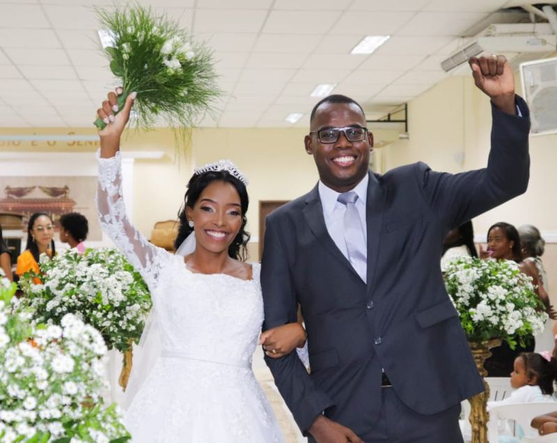 Pastor Cleiton e sua noiva Roseane