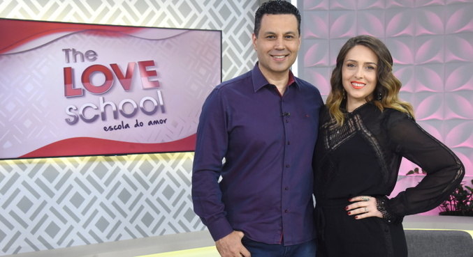 Renato e Cristiane Cardoso mostram o que é um casamento de primeira classe