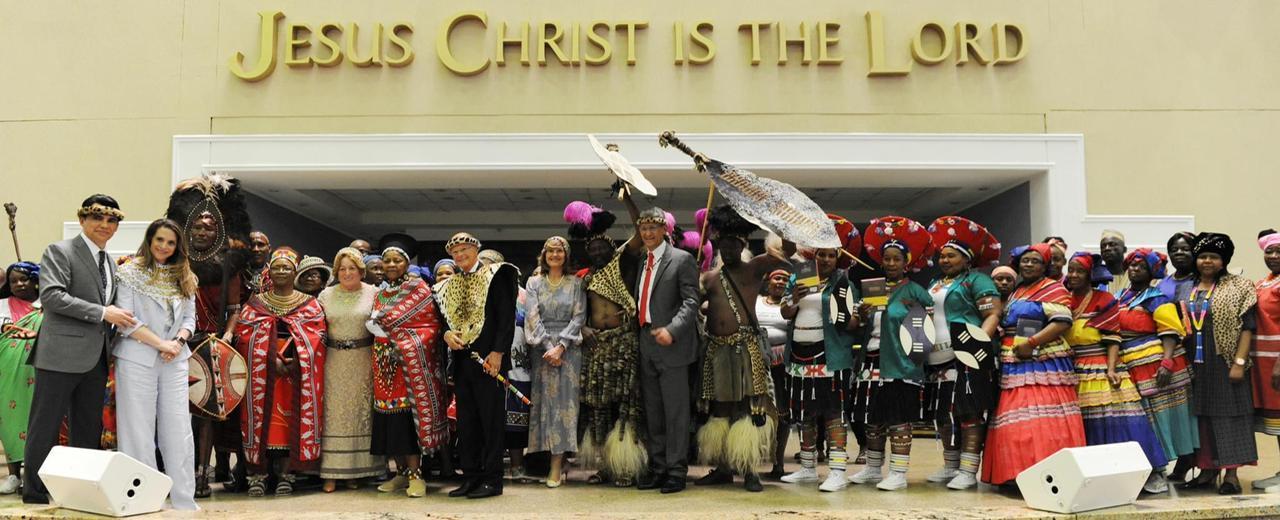 tribos-em-soweto no altar-