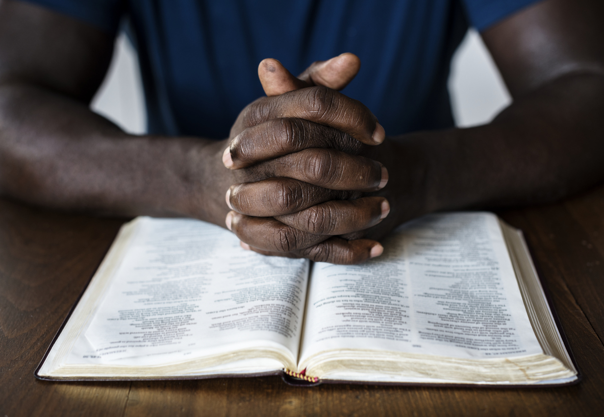 Imagem de capa - Cristão é morto e líder de igreja é sequestrado na Nigéria