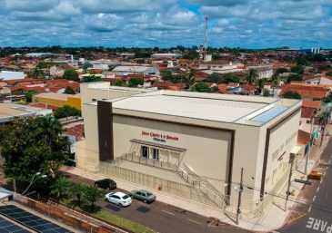 Universal inaugura novo templo em Maputo, capital de Moçambique