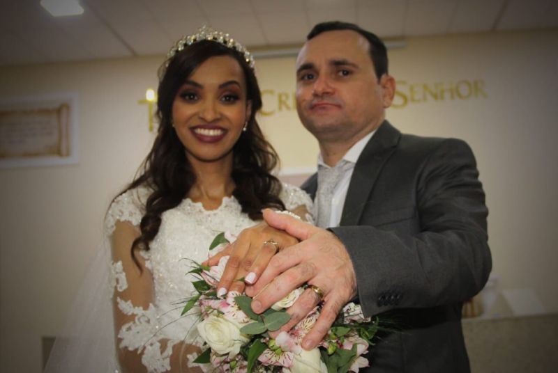 Imagem de capa - Casei na Universal: Pastor Carlos e sua noiva, Pamela