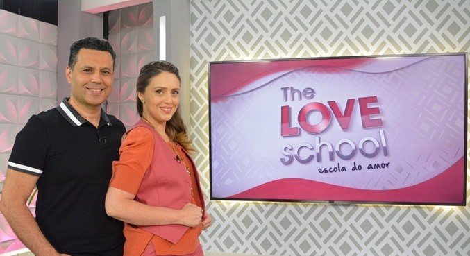 The Love School – Escola do Amor aborda o tema: “Eu conhecia um amor fake”