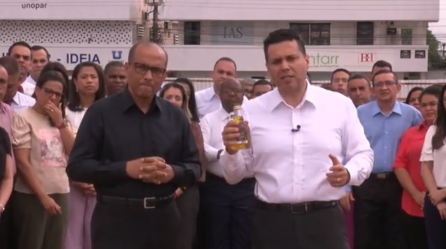 Imagem de capa - Confira o momento da consagração do azeite, no terreno da futura Catedral de Roraima