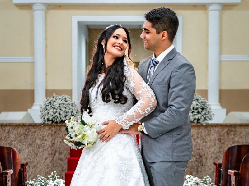 Imagem de capa - Casei na Universal: Pastor Paulo e sua esposa, Ester