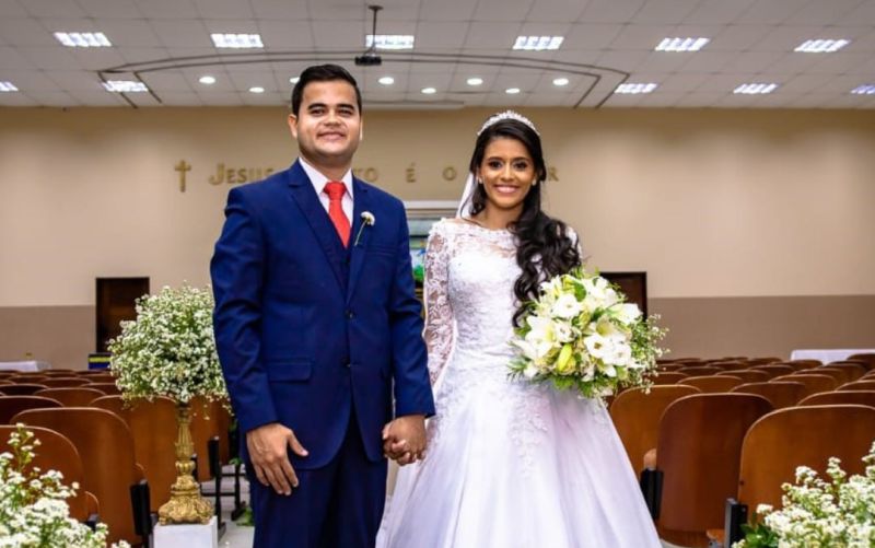 Imagem de capa - Casei na Universal: Pastor Matheus e sua noiva, Thallyta