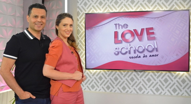 Renato e Cristiane Cardoso abordam o tema Casei com a noiva do Chucky e quase morri