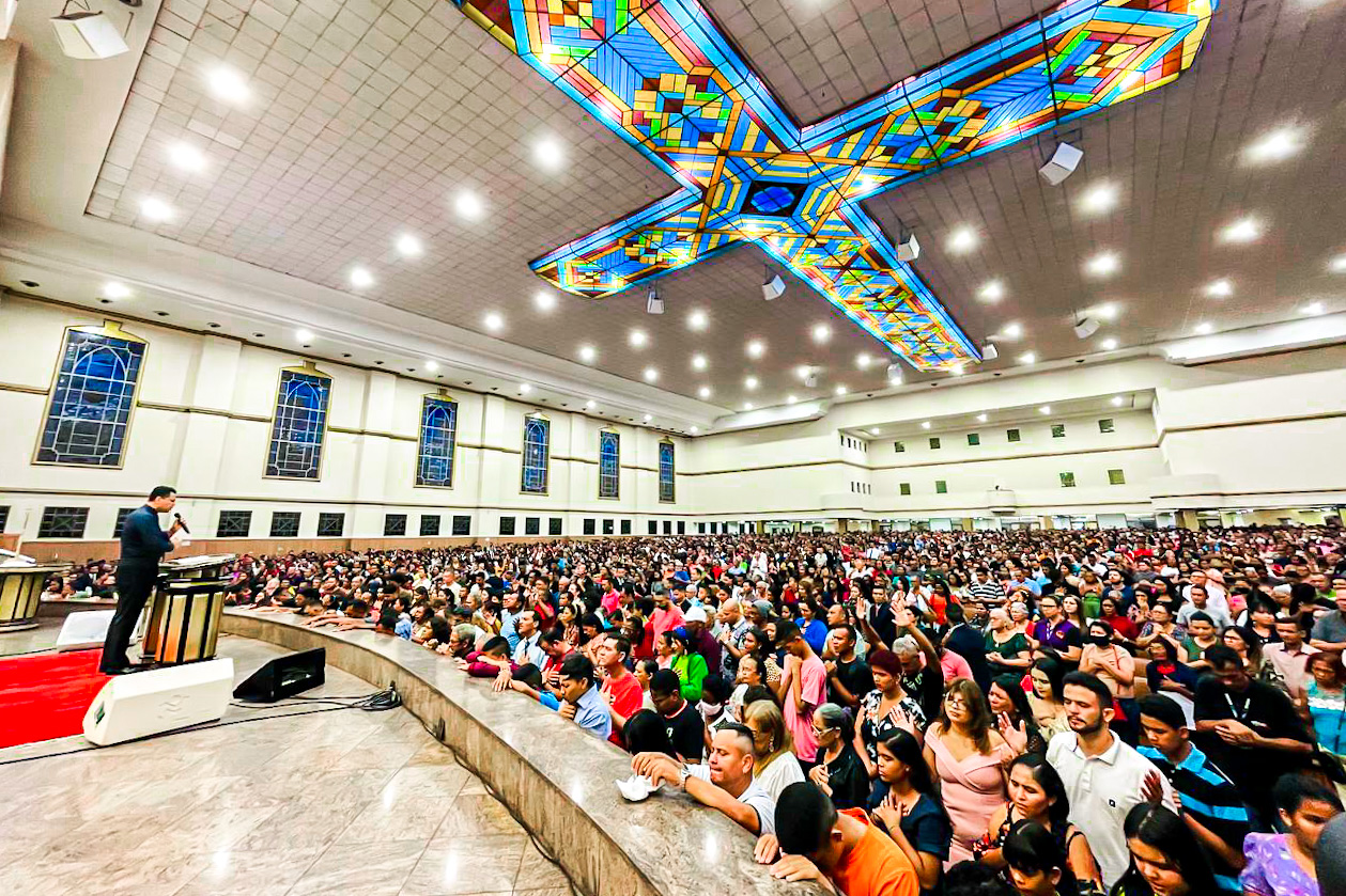 Bispo Renato Cristiane Belém Pará 14-05-2023 (abre)