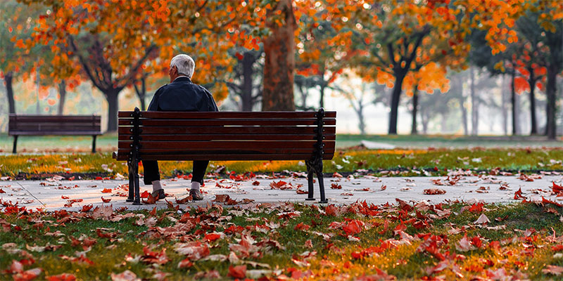 Imagem de capa - Como lidar com a solidão na terceira idade?