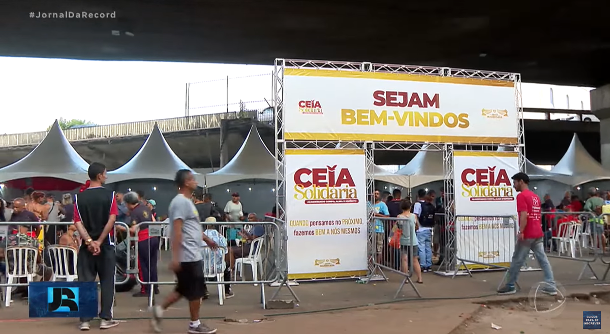 postAnjos da Madrugada realiza ceia solidária para moradores de ruana categoriaAção Social