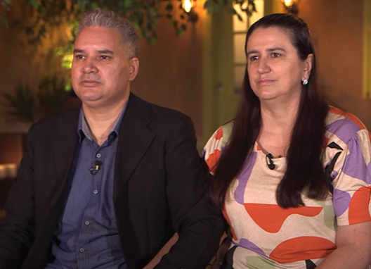 Ele saiu de casa dez vezes