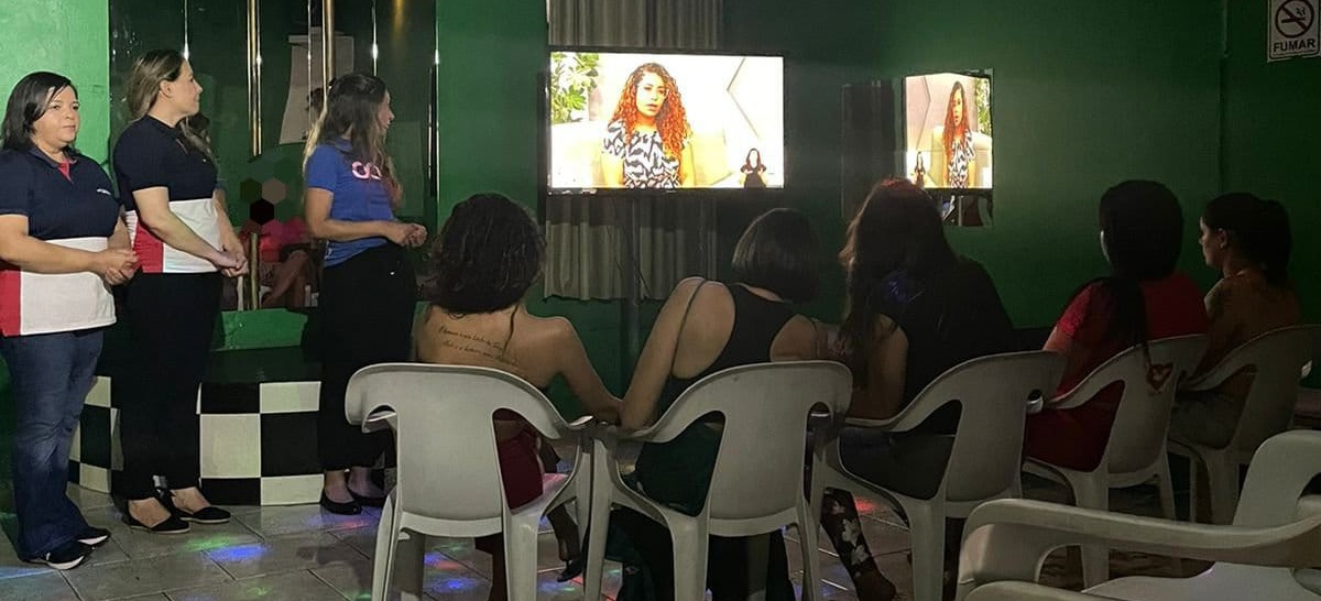 Imagem de capa - Garotas de programa participam de ação social em Porto Alegre