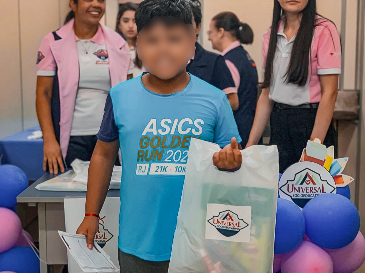 postGrupo distribui kits escolares a estudantes em abrigosna categoriaAção voluntária