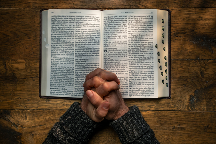 Imagem de capa - Na Bíblia, existem esses dois tipos de fé: qual é a sua?