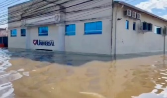 postCom igreja debaixo d&#039;água, Universal de Canoas (RS) realiza reunião em salão de festasna categoriaAção Social