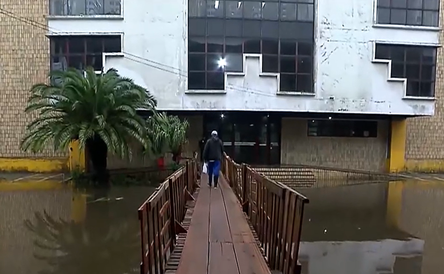 Imagem de capa - Mais de três mil unidades de saúde foram atingidas pelas enchentes no Rio Grande do Sul