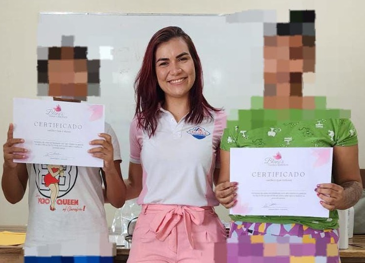 postJovens participam de curso de depilação com cera no estado do Amapána categoriaAção Social