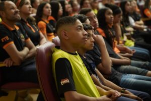 Encontro especial entre famílias acontece no Templo de Salomão