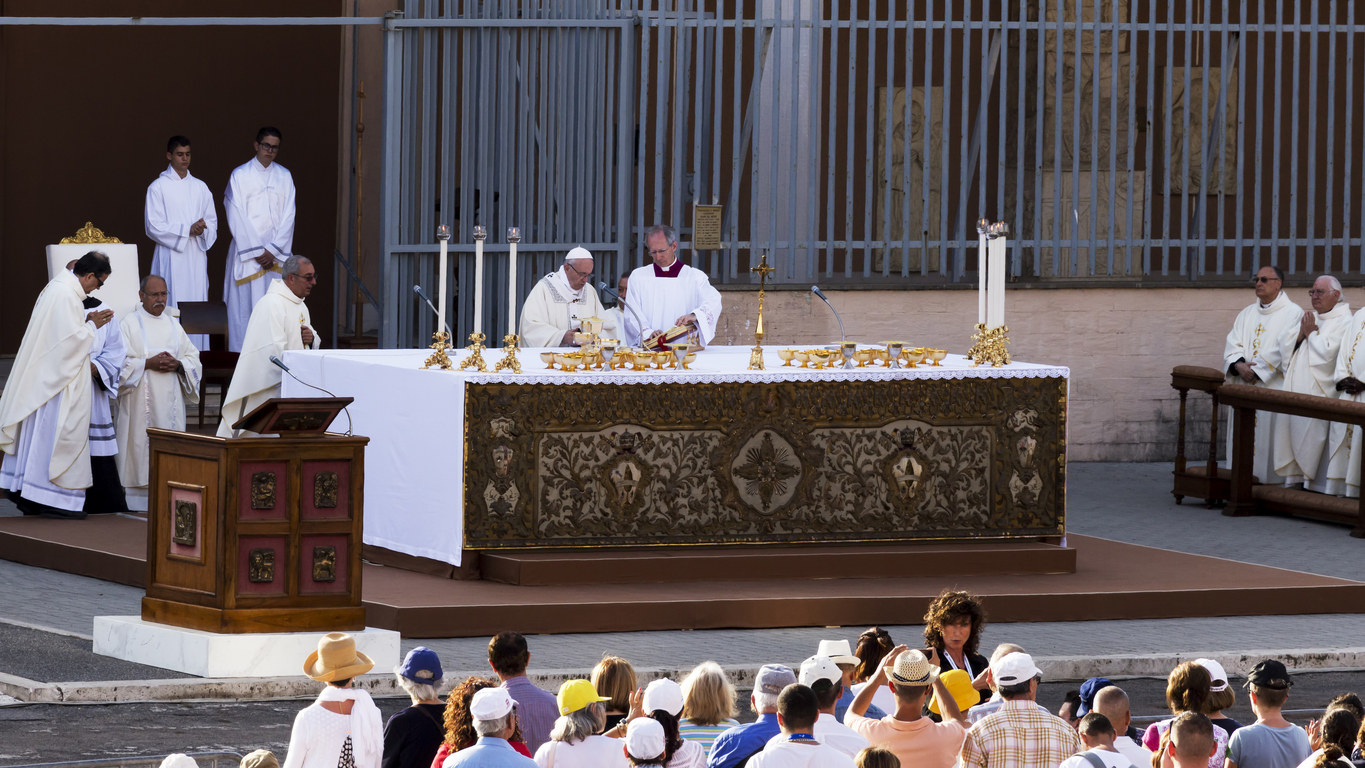 Imagem de capa - Papa Francisco afirma que &#8220;todas as religiões levam a Deus&#8221;