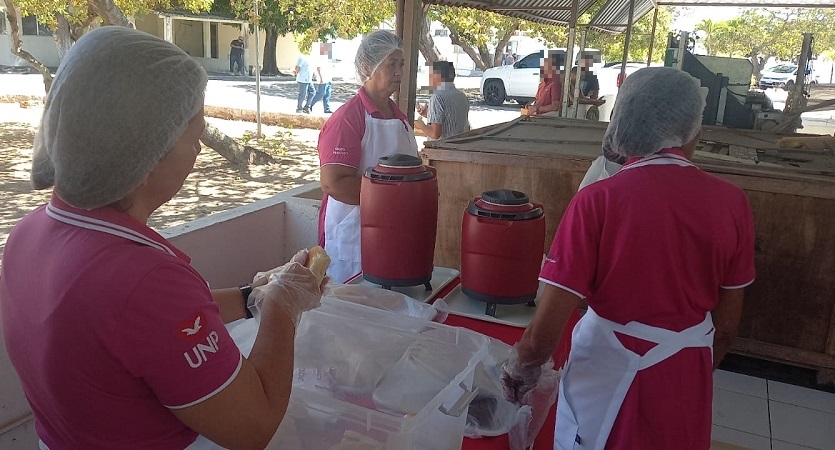 Imagem de capa - UNP realiza ação em frente a presídio no bairro Mangabeira, em João Pessoa (PB)