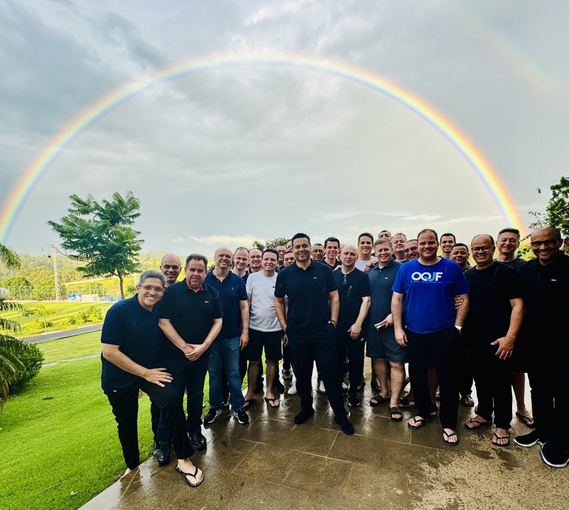 Imagem de capa - SANTIFICADO SEJA O TEU NOME