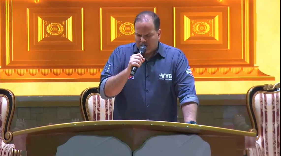 Imagem de capa - Vigília "Next Generation” reuniu jovens de diversos lugares do Reino Unido