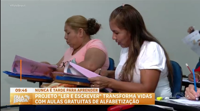 Imagem de capa - Projeto social 'Ler e Escrever' transforma vidas com aulas gratuitas de alfabetização