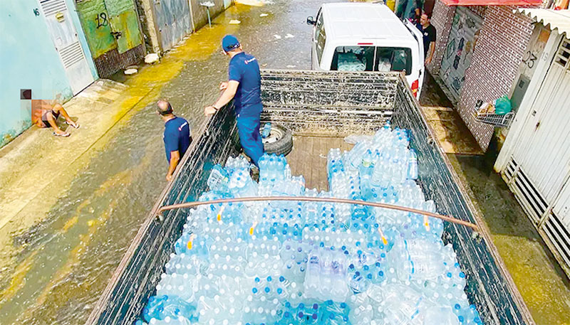 Imagem de capa - Vítimas das enchentes no Jardim Pantanal recebem ajuda humanitária
