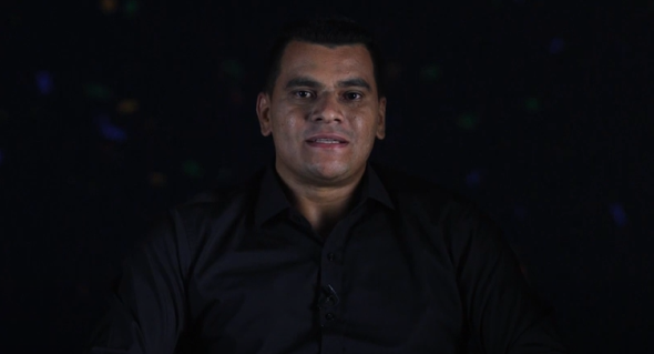 Eu arrumava encrenca com todo mundo, brigava, ficava muito agressivo