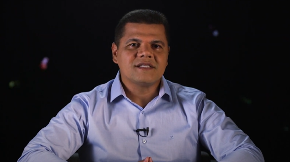 A gente se engana achando que o carnaval vai nos satisfazer