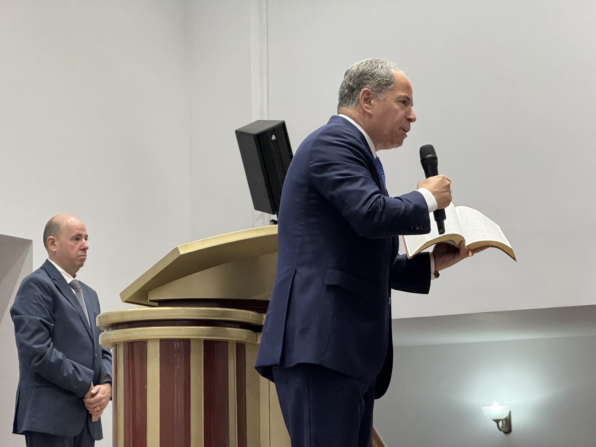 Imagem de capa - Universal realiza encontro de fé na Romênia