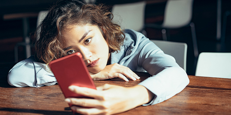 Os jovens são os mais infelizes
