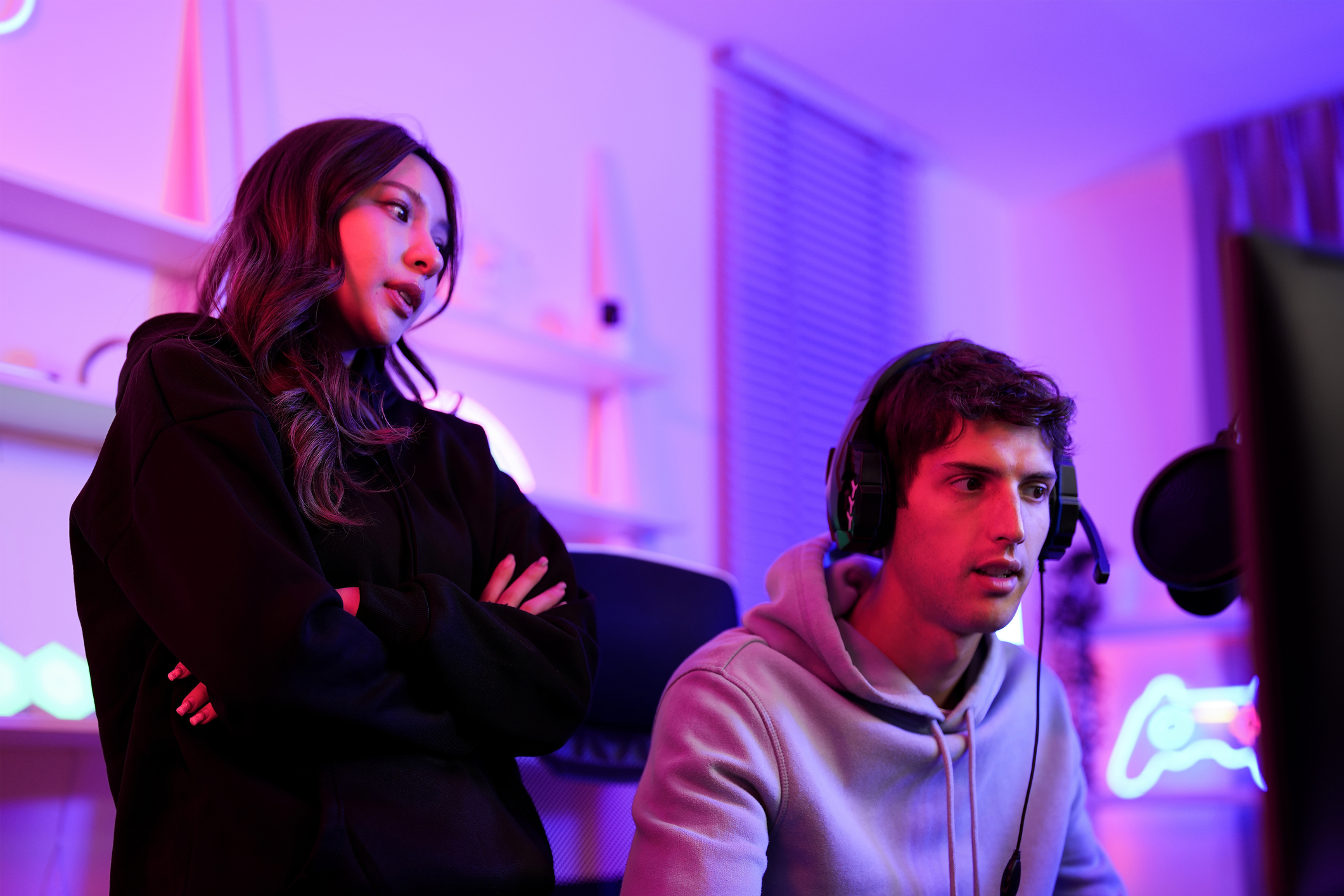 Do vício em jogos à reconstrução da vida real: a história de Leonardo e Kimberly
