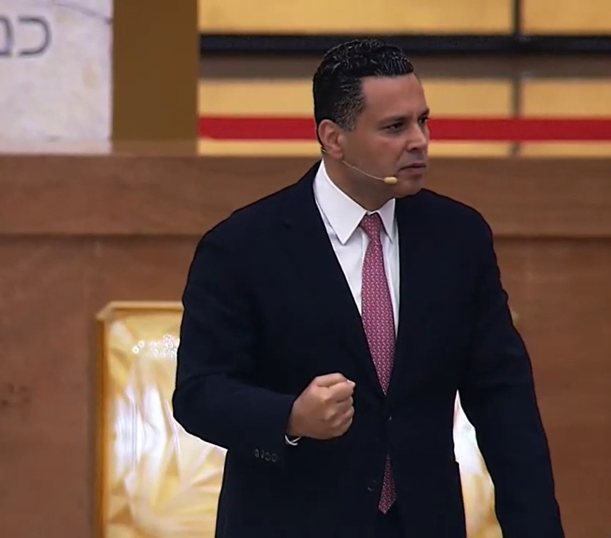 bispo renato no templo de salomao