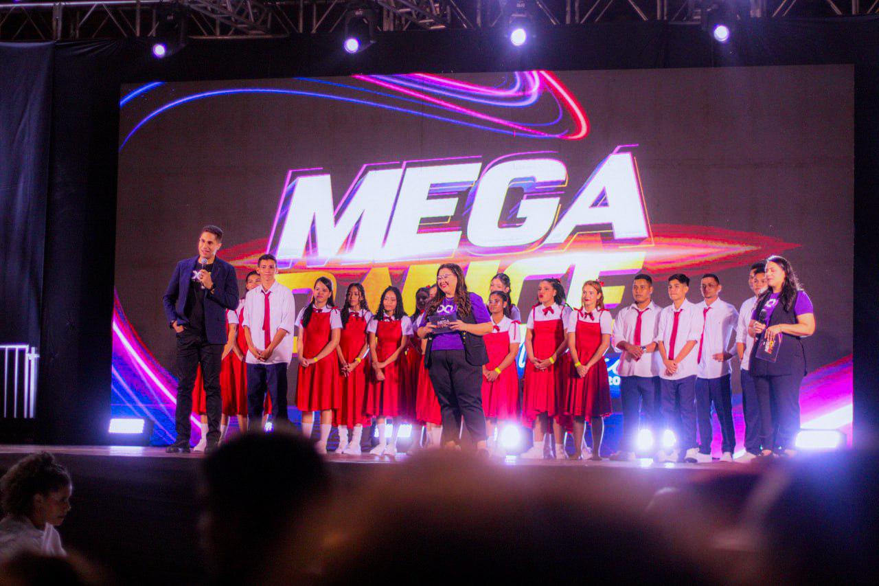 Imagem de capa - Evento "Mega Dance" reúne mais de 10 mil jovens com fé, arte e transformação