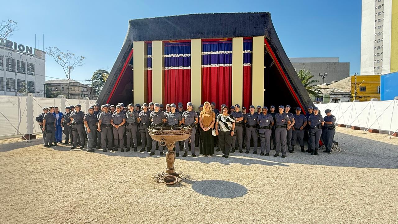 Imagem de capa - Policiais Femininas de Guarulhos (SP) realizam tour pelo Jardim Bíblico do Templo de Salomão