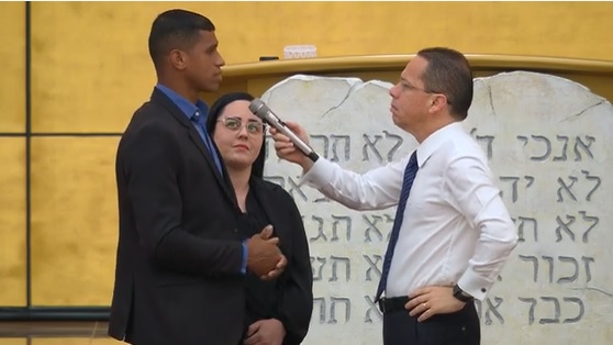 Imagem de capa - Do fundo do poço à prosperidade