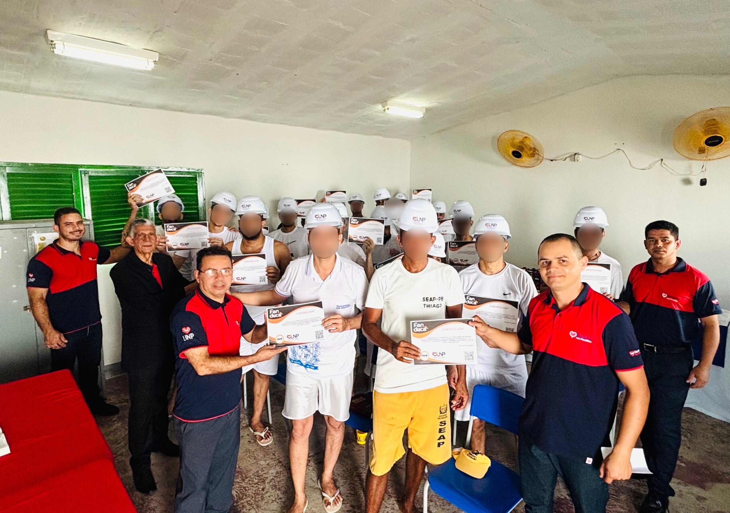 Imagem de capa - Confira como foi a formatura do “Curso de Elétrica Residencial” no Presídio Desembargador Silvio Porto (PB)