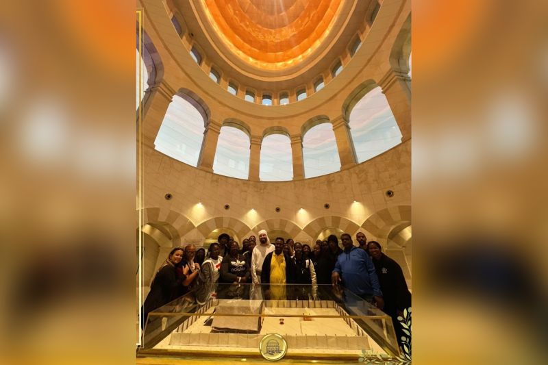 postVisitantes da Jamaica realizaram o Tour pelo Jardim Bíblico, no Templo de Salomãona categoriaJardim Bíblico